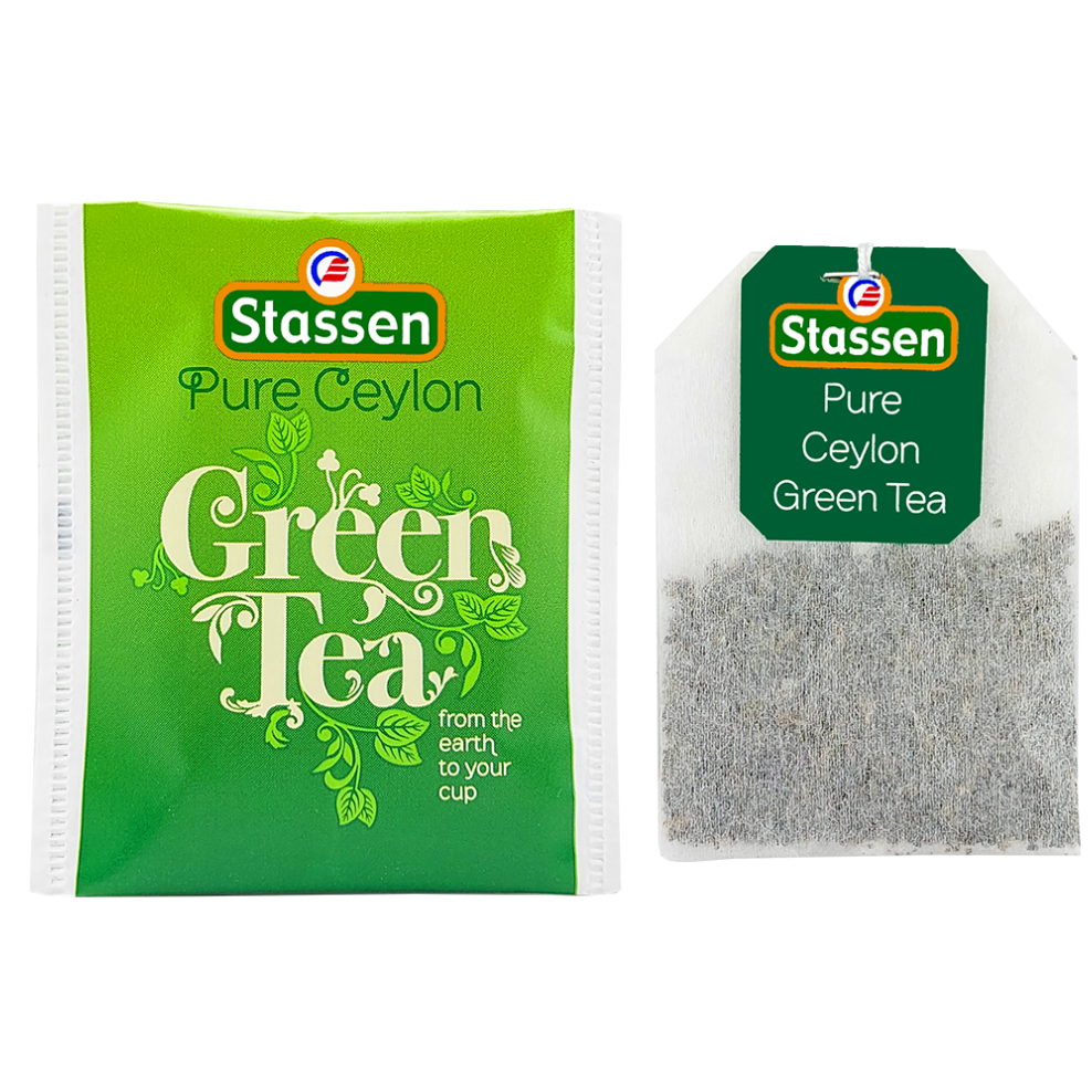 Saszetka i torebka herbaty zielonej Stassen Green Tea razem.