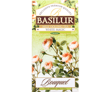 Przód opakowania herbaty Basilur White Magic z serii Bouquet, ozdobiony delikatnymi kwiatami.