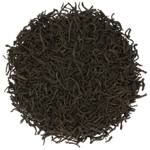 Susz czarnej herbaty Basilur Gold – długie liście Ceylon Black Tea.