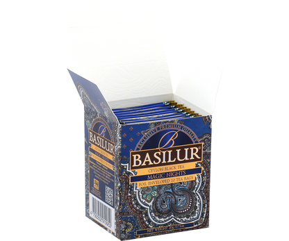 Otwarta paczka herbaty Basilur Magic Nights z widocznymi saszetkami w środku.