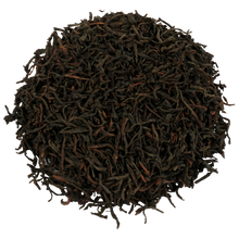 Liście herbaty Basilur Earl Grey – czarna herbata z aromatem bergamotki.