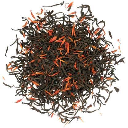Liście czarnej herbaty cejlońskiej z dodatkiem płatków w herbacie Basilur Autumn Tea