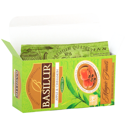 Herbata Basilur Apple & Cinnamon zielona herbata w otwartym opakowaniu
