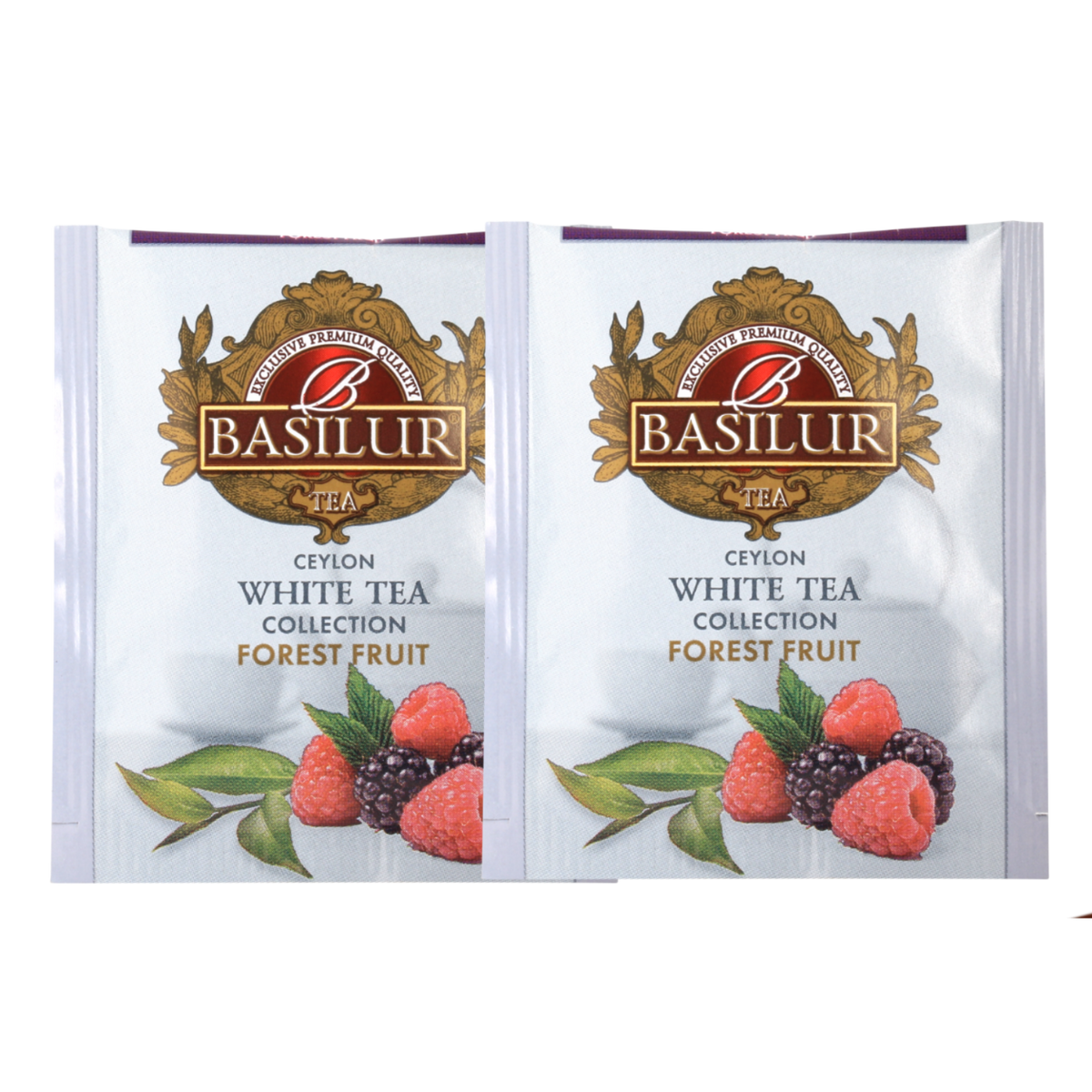 Dwie koperty herbaty Basilur Forest Fruit z dodatkiem maliny.