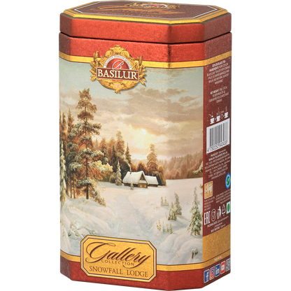 Puszka Basilur Snowfall Lodge z motywem ośnieżonego lasu i chatki – elegancka herbata czarna Ceylon.